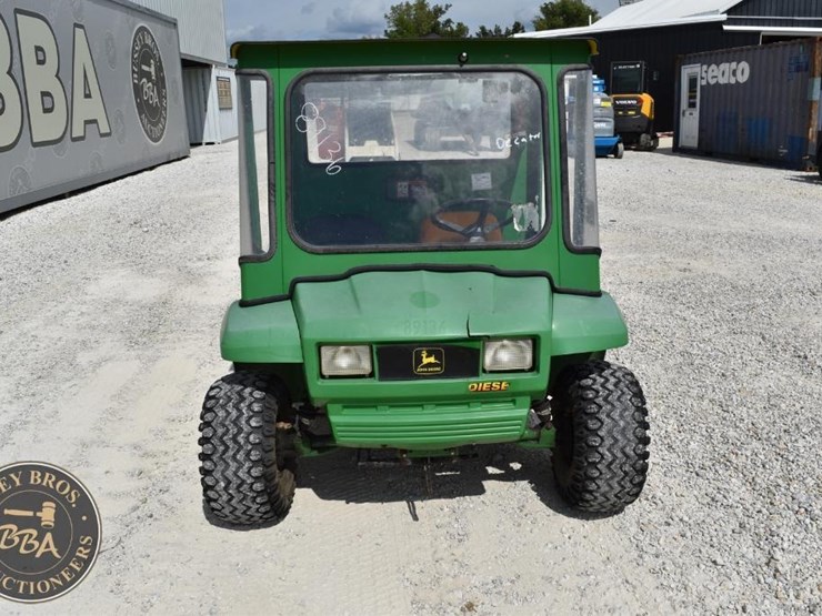 john-deere-gator-image-9