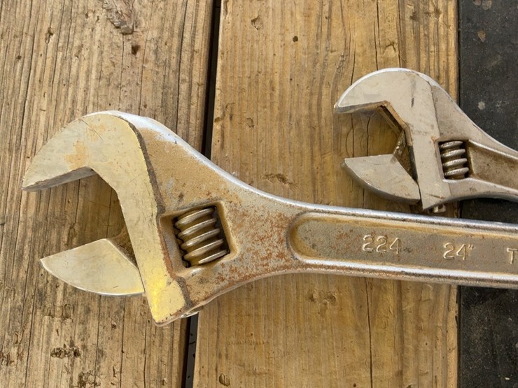 (2)-large-adjustable-wrenches-image-3
