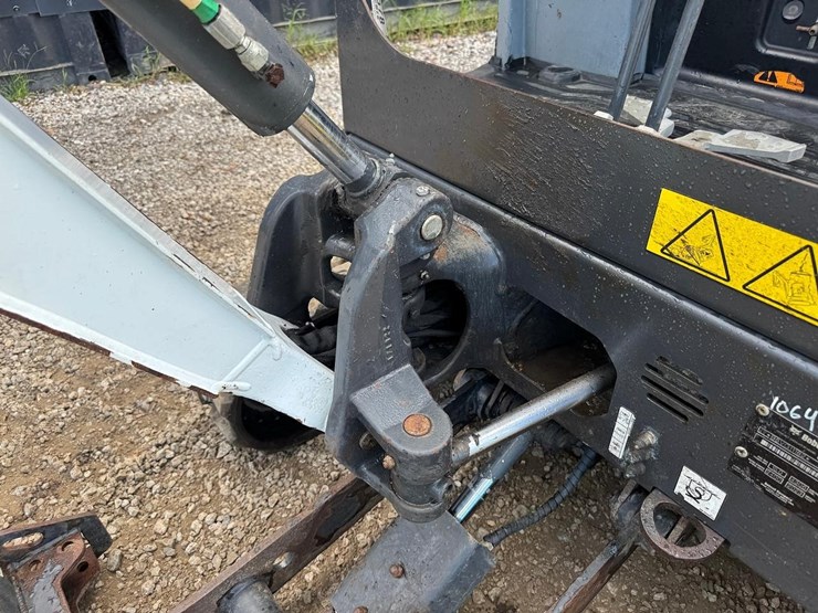 2023-bobcat-e20-image-13