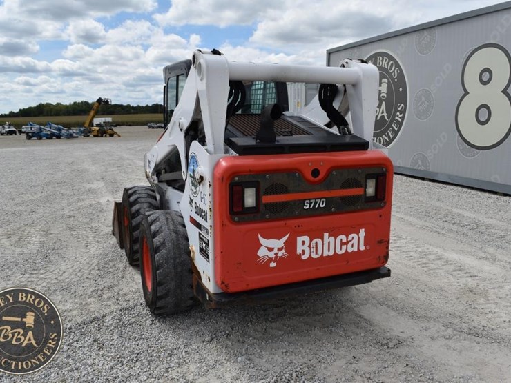 2016-bobcat-s770-image-13