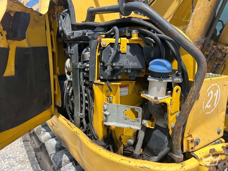 komatsu-pc138us-lc-11-image-9