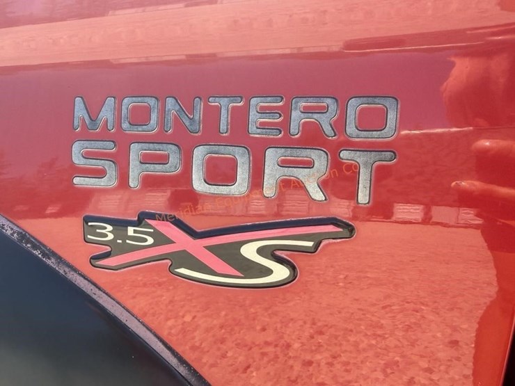 2001-mitsubishi-montero-sport-image-16