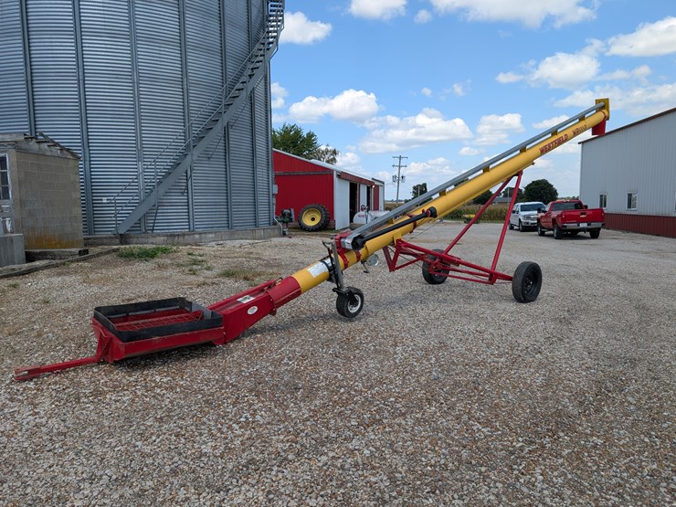 westfield-wr100-31-straight-auger-image-1