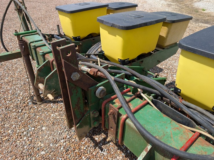 john-deere-7100-image-7