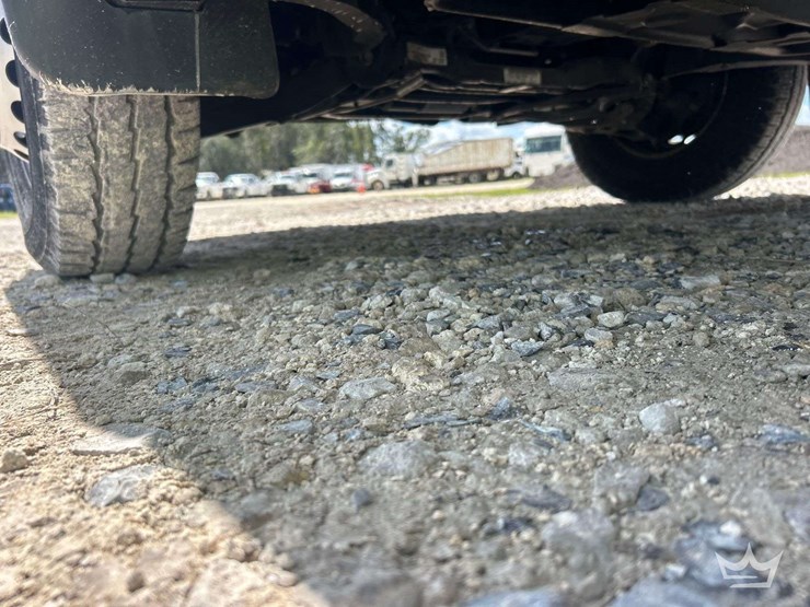 2021-mercedes-benz-sprinter-4500-image-40
