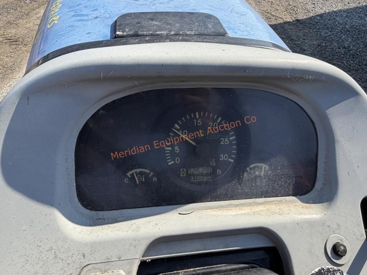 new-holland-boomer-50-image-29
