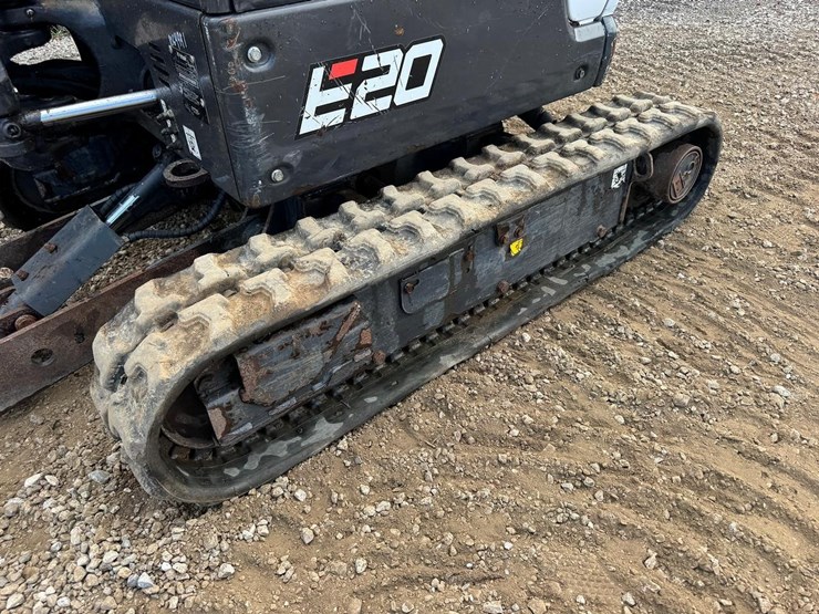2023-bobcat-e20-image-14