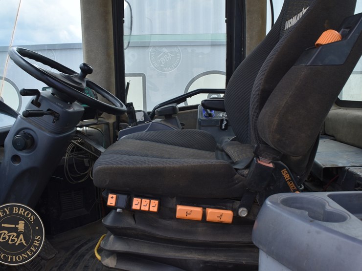 2006-komatsu-wa470-5-image-52