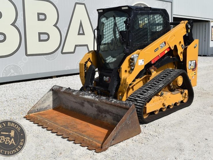 2024-caterpillar-255-image-2