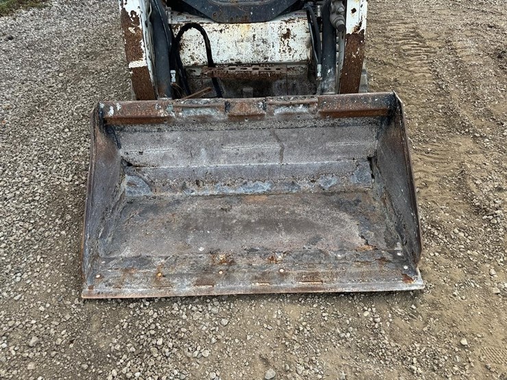 2016-bobcat-t450-image-10