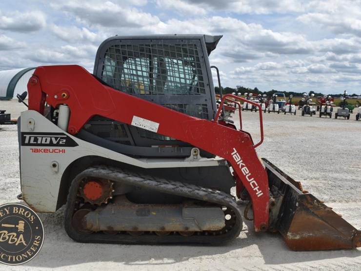 2022-takeuchi-tl10v2-image-7