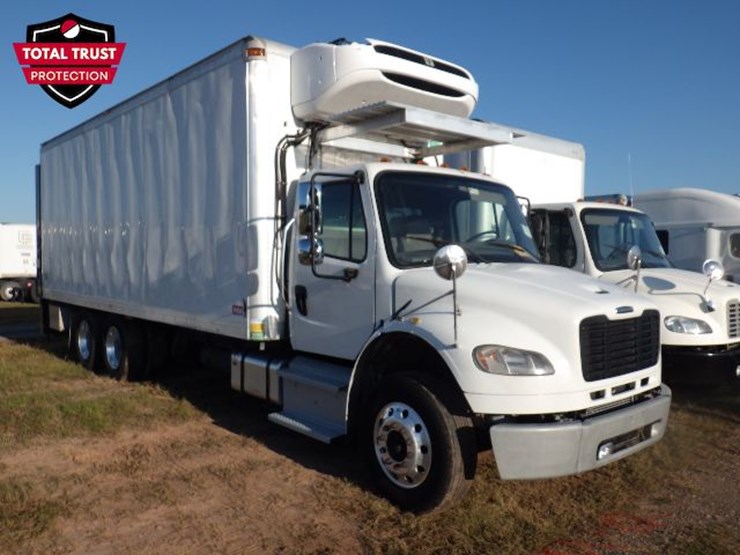 2020-freightliner-m2-106-image-3