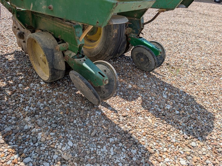 john-deere-7100-image-22