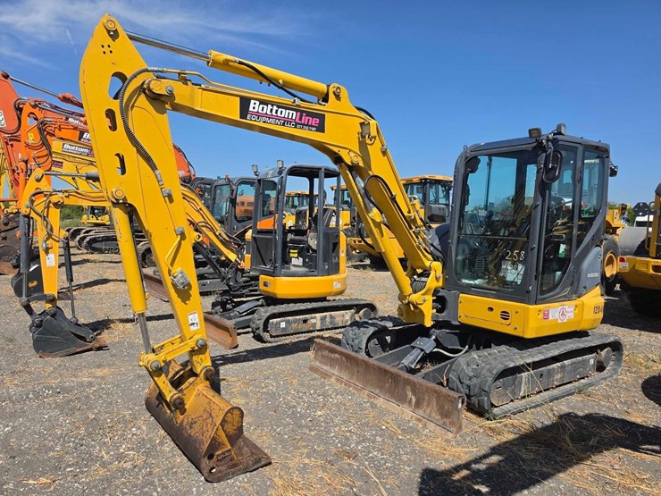 2024-kobelco-sk55srx-7-image-1