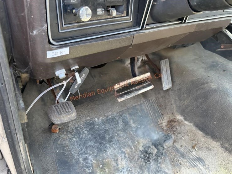 1984-dodge-ram-250-image-23