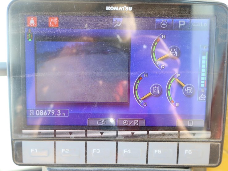 komatsu-pc138us-lc-image-36