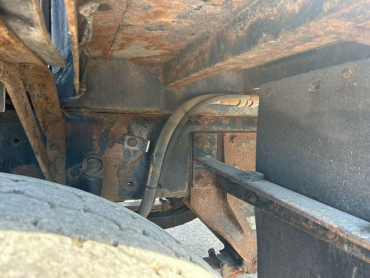 2001-kenworth-t800-image-79