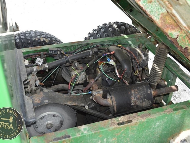 john-deere-gator-image-19