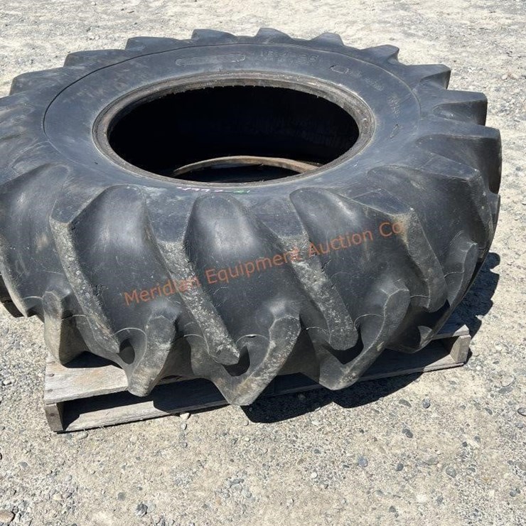 1-18.4-26 Tractor Tire