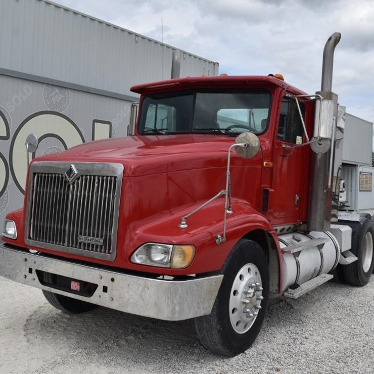 1997 INTERNATIONAL 9400