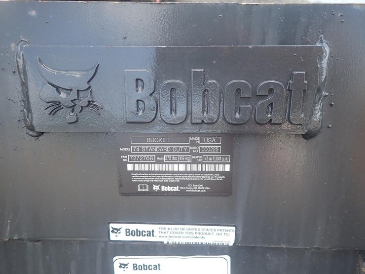 bobcat-74"-standard-duty-skid-steer-bucket-image-4