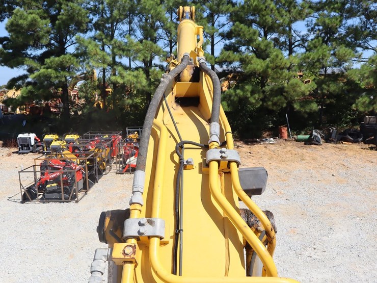 komatsu-pc138us-lc-image-34