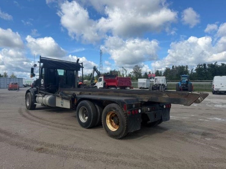 2012-kenworth-t800-image-4