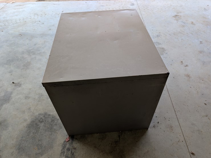steel-cabinet-image-2