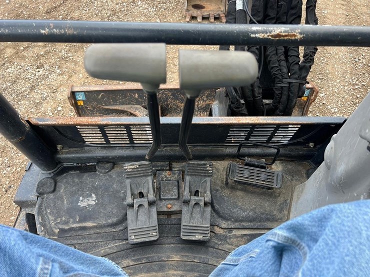 deere-35g-image-22