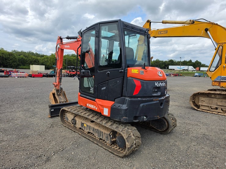 2024-kubota-kx057-5-image-9