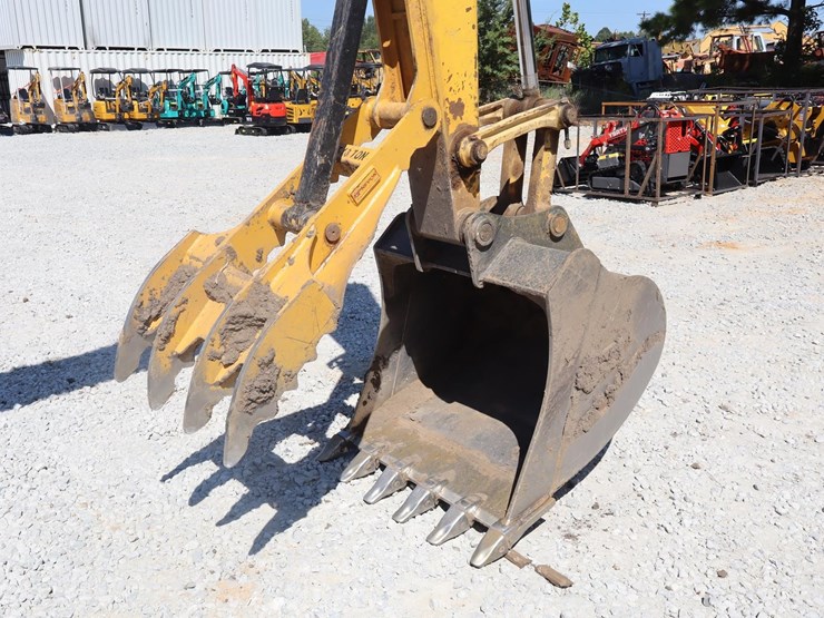 komatsu-pc138us-lc-image-9
