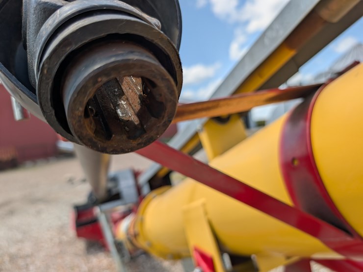 westfield-wr100-31-straight-auger-image-18