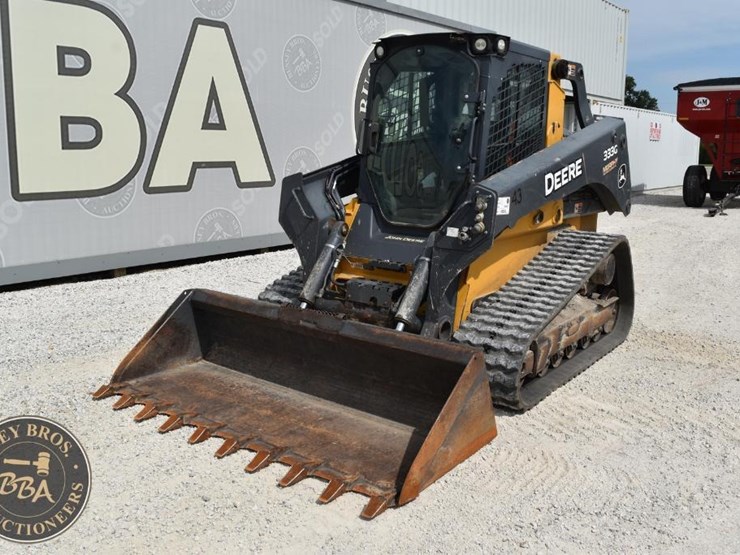 deere-333g-image-1