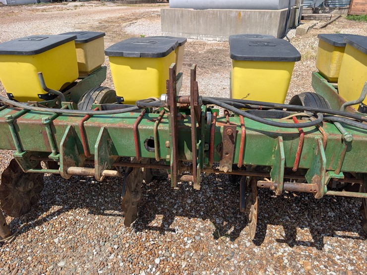 john-deere-7100-image-6