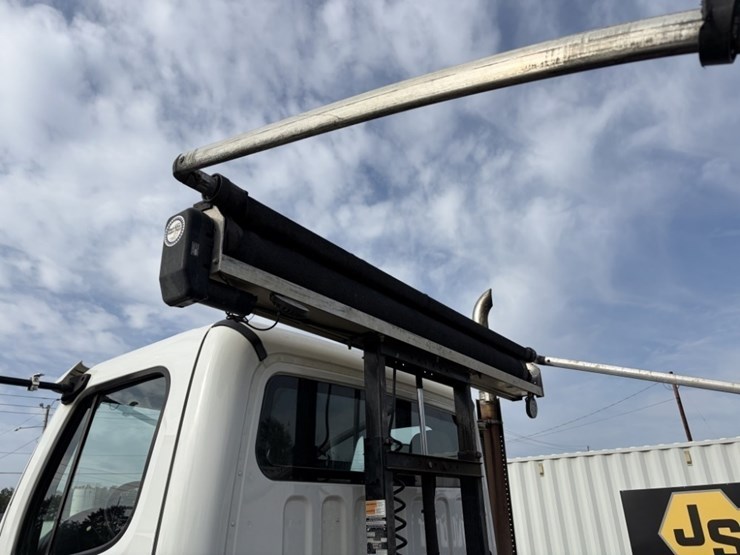 2019-freightliner-m2-t/a-roll-off-truck-image-25