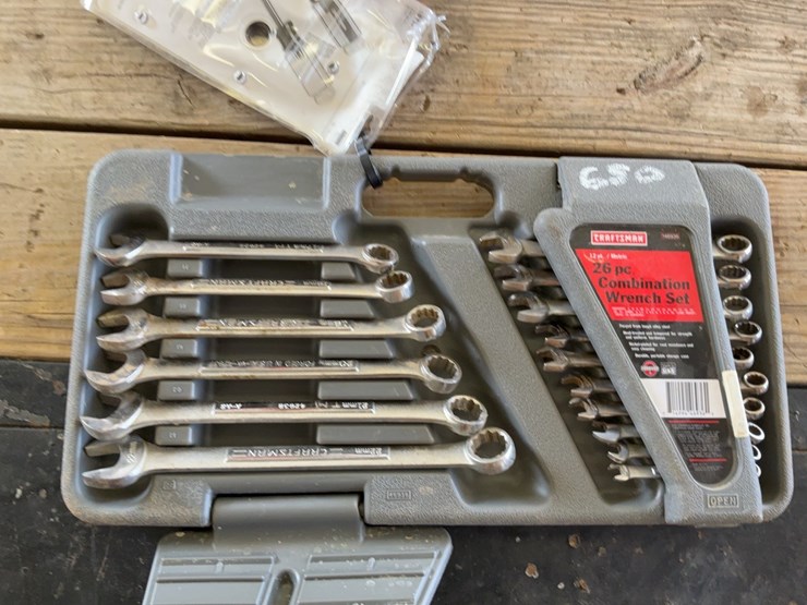 craftsman-metric-combination-wrench-set-and-screwdriver-set-image-4