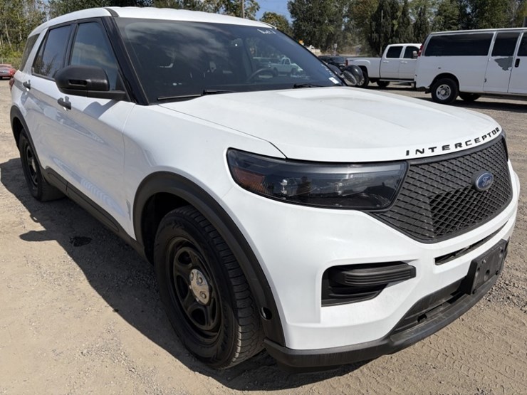 2020-ford-explorer-image-2