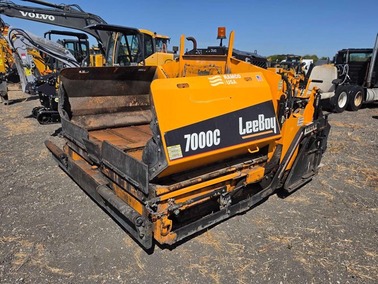 2024-leeboy-7000c-image-2