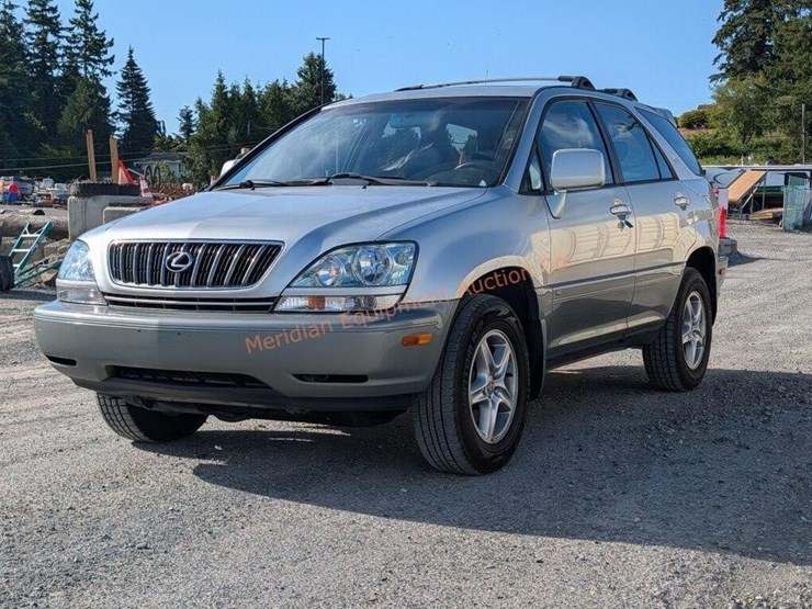 2001-lexus-rx300-image-3