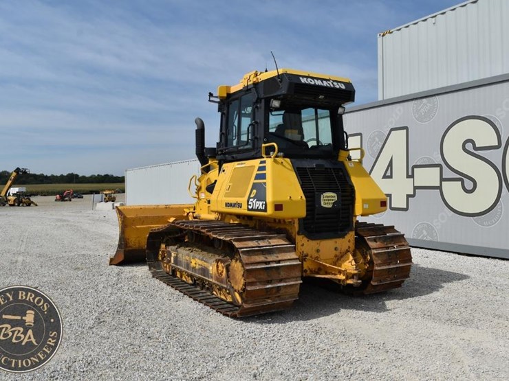2018-komatsu-d51pxi-24-image-16
