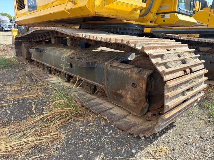 2022-komatsu-pc360-lc-11-image-13