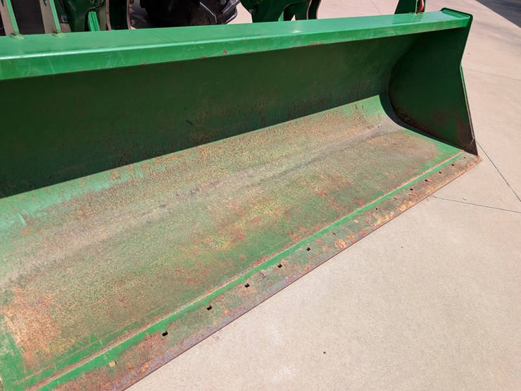 2015-john-deere-6175r-image-65
