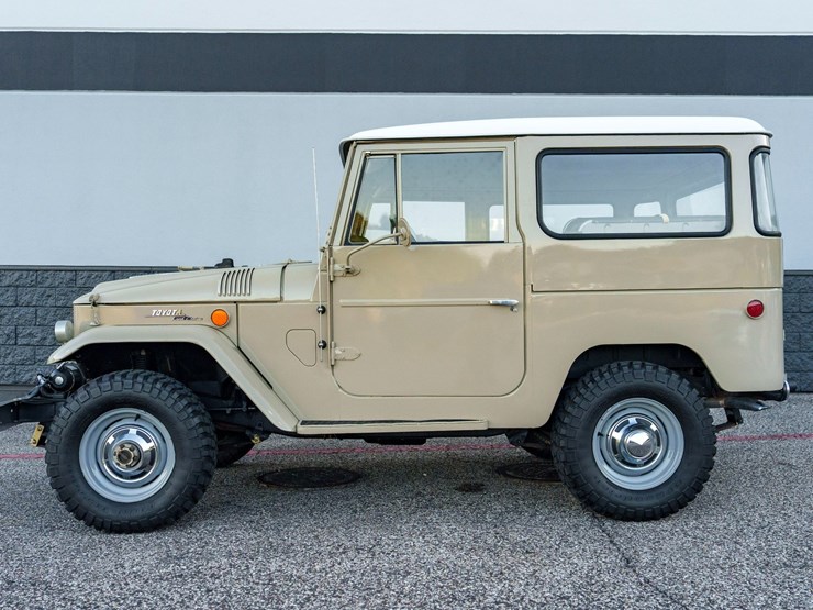 1969-toyota-landcruiser-image-10