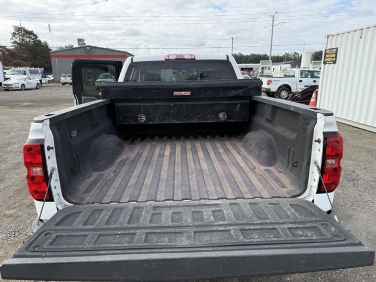 2015-chevrolet-silverado-1500-image-13