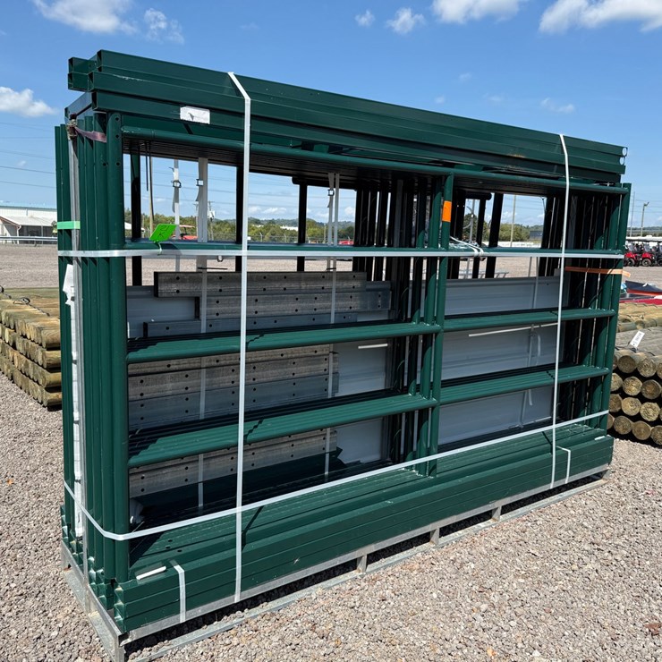 #18622 • 20' X 39' LIVESTOCK SHELTER