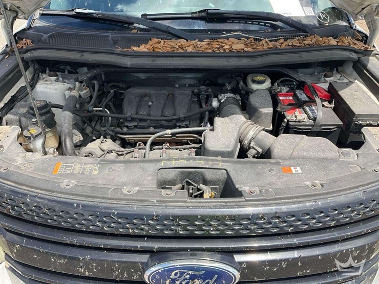 2014-ford-explorer-image-8