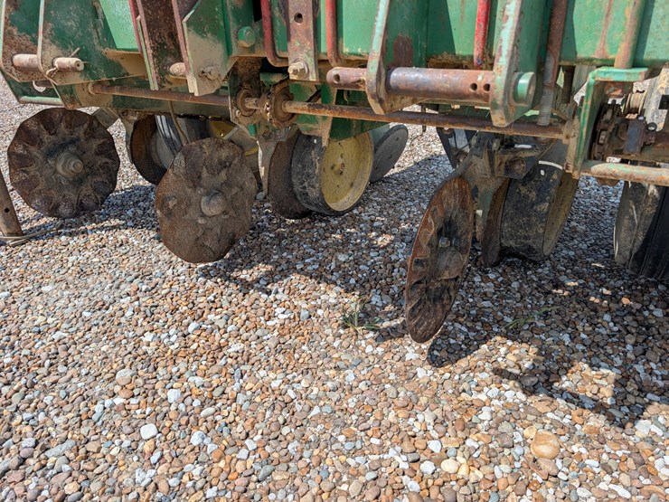 john-deere-7100-image-11