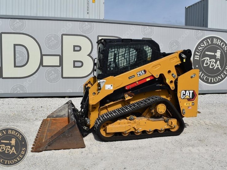 2024-caterpillar-255-image-13