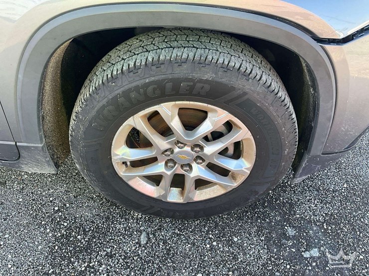 2018-chevrolet-traverse-image-28