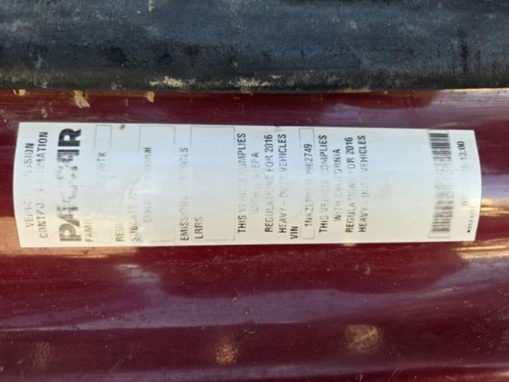 2016-kenworth-t880-image-33